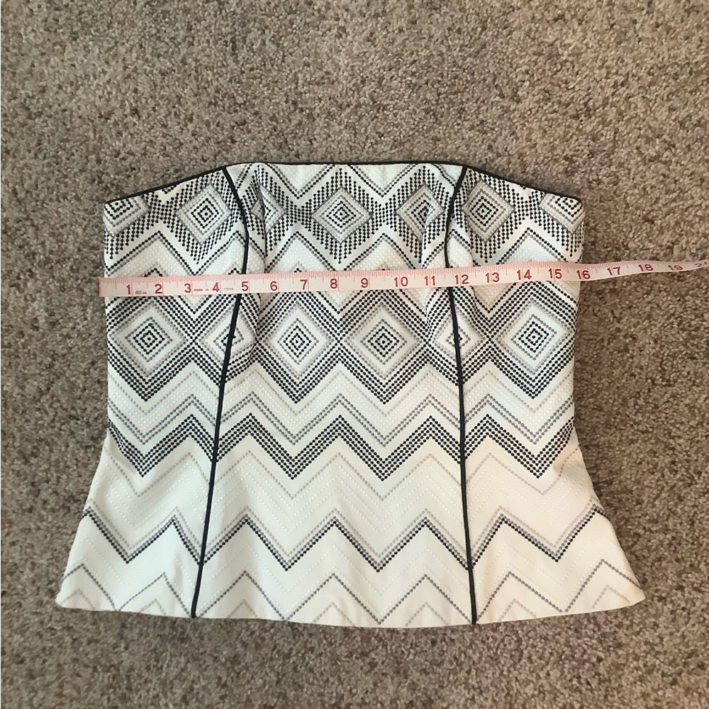 WHBM Geometric Bustier Top Size 8 Detachable Straps - Picture 9 of 11